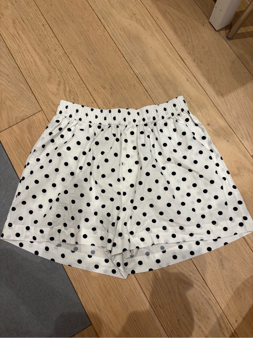 La Maregold The Charlie Polka Dot Women’s Shorts - White/Black